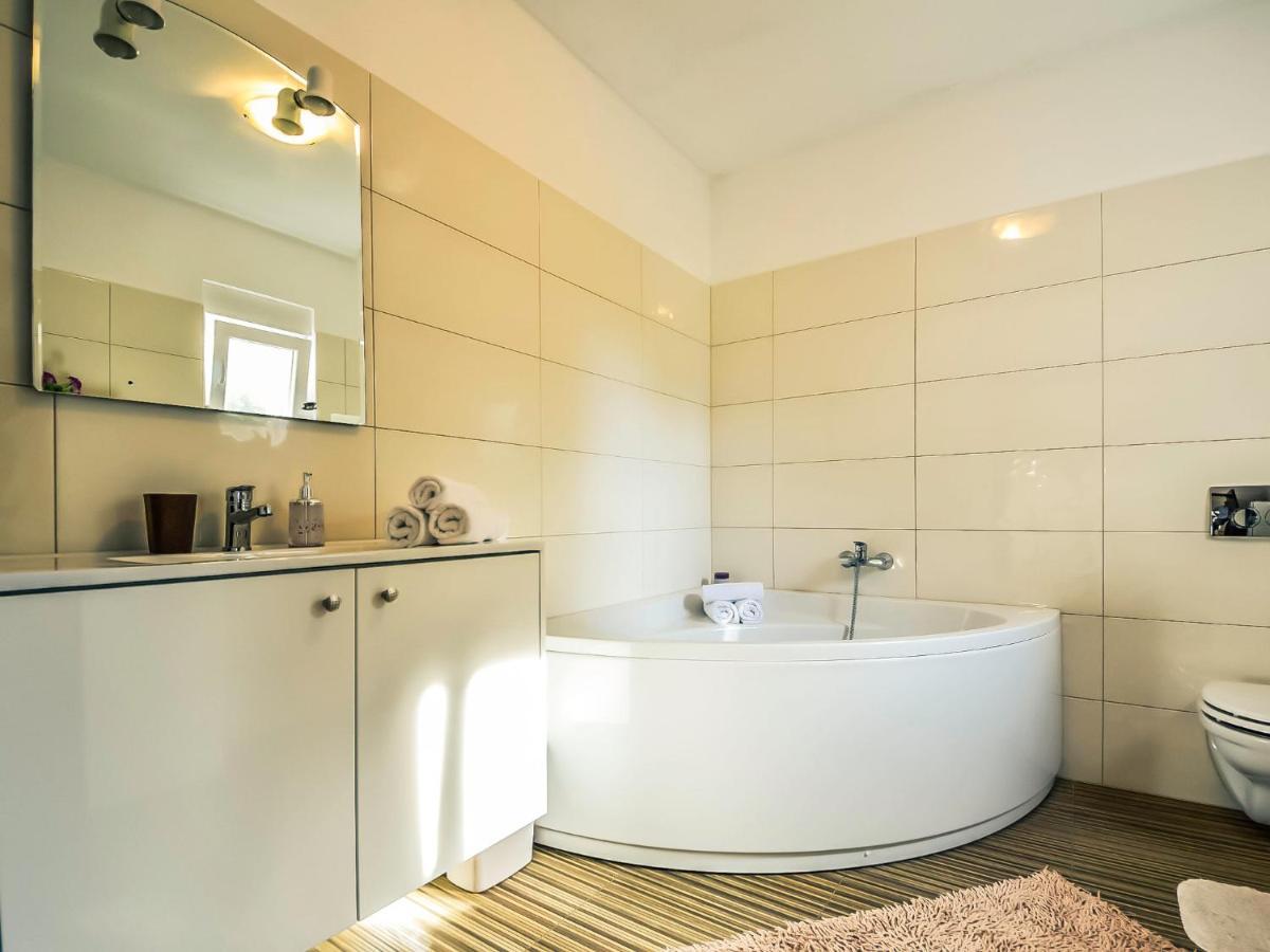 Holiday Home Anic By Interhome Smilcic Ngoại thất bức ảnh